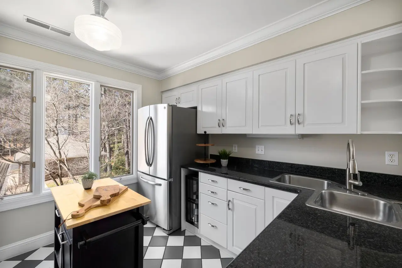 Kitchen Cabinet Makeover in Minnesota
